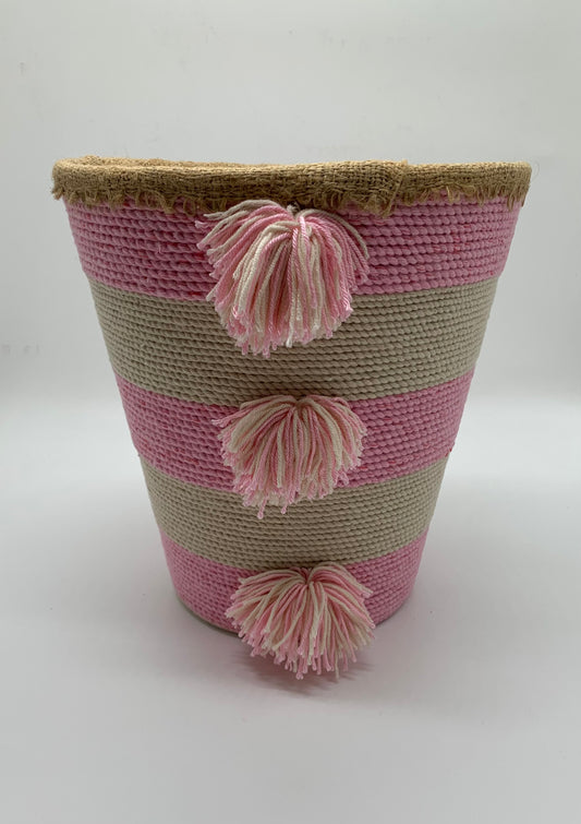 Thread Pom-Pom Trash Bin